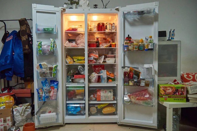 Hội FA xứ Trung khoe tủ lạnh: Người dùng bảo quản chăn bông và ô tô đồ chơi, kẻ lấy chỗ tích trữ đồ ăn cho quàng thượng - Ảnh 10.