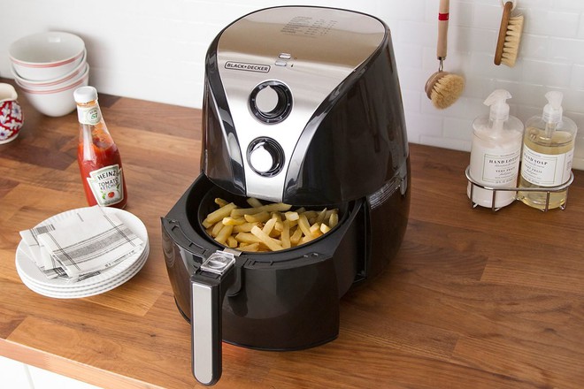 6 sai lầm hay mắc khi d&ugrave;ng nồi chi&ecirc;n kh&ocirc;ng dầu khiến nồi giảm tuổi thọ rất nhanh - Ảnh 4.