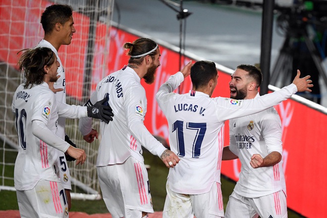 Thắng trận đại chiến thủ đô Tây Ban Nha, Real Madrid phả hơi nóng vào gáy Atletico trong cuộc đua vô địch - Ảnh 10.