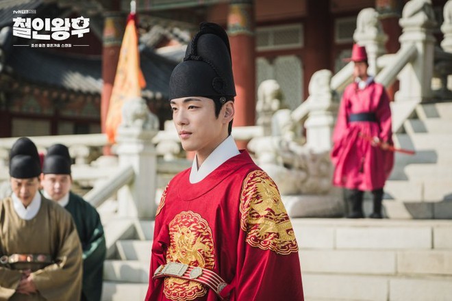 Mới lên sóng tập 1, Mr. Queen đã lọt top 3 phim có rating mở màn cao nhất lịch sử tvN - Ảnh 3.