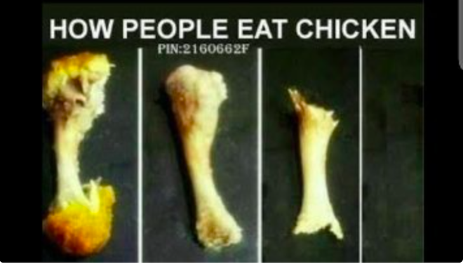 D&acirc;n mạng Việt &ldquo;sốc&rdquo; trước c&aacute;ch ăn thịt g&agrave; của người Nigeria: Sao m&agrave; tr&aacute;i ngược với nửa c&ograve;n lại của thế giới qu&aacute; vậy? - Ảnh 2.