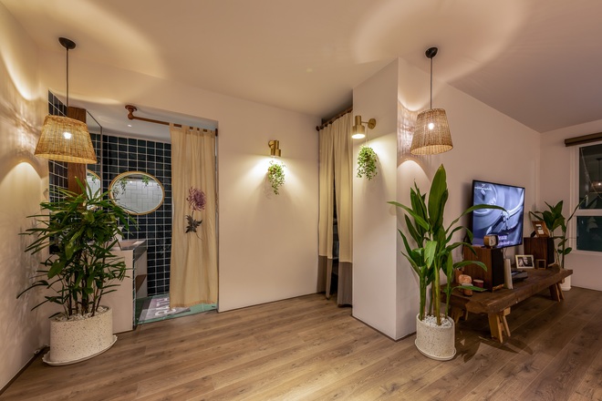 Cặp vợ chồng mạnh tay chi 1 tỷ biến nh&agrave; 3 ph&ograve;ng ngủ th&agrave;nh 1 ph&ograve;ng ngủ, căn bếp đẹp đến từng chi tiết - Ảnh 6.
