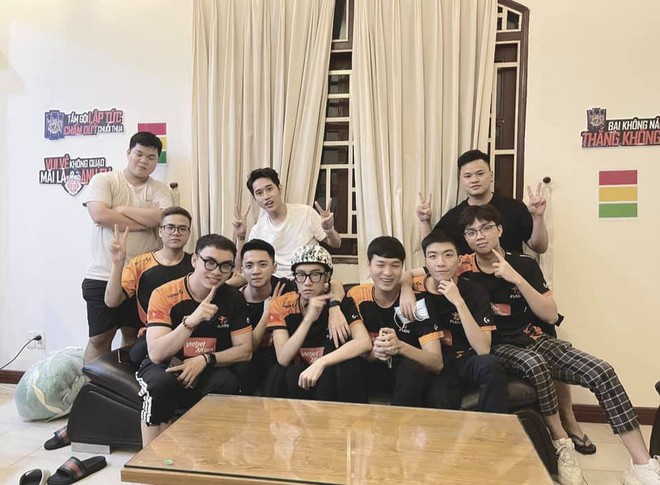 Sau thất bại trước MAD Team, nhiều thành viên Team Flash ẩn ý đội sẽ tan đàn xẻ nghé - Ảnh 6.