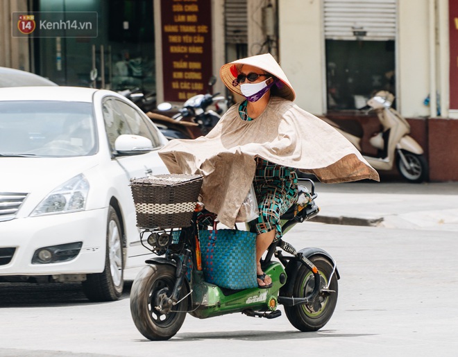 2020 đầy biến động về thời tiết, thiên tai: Mưa đá ngay Mùng 1 Tết, hạn mặn lịch sử, gần 10 cơn bão, lũ chồng lũ đau thương miền Trung - Ảnh 5.