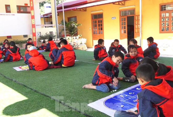 Lạng Sơn: H&agrave;ng chục trường cho học sinh nghỉ tr&aacute;nh r&eacute;t - Ảnh 1.