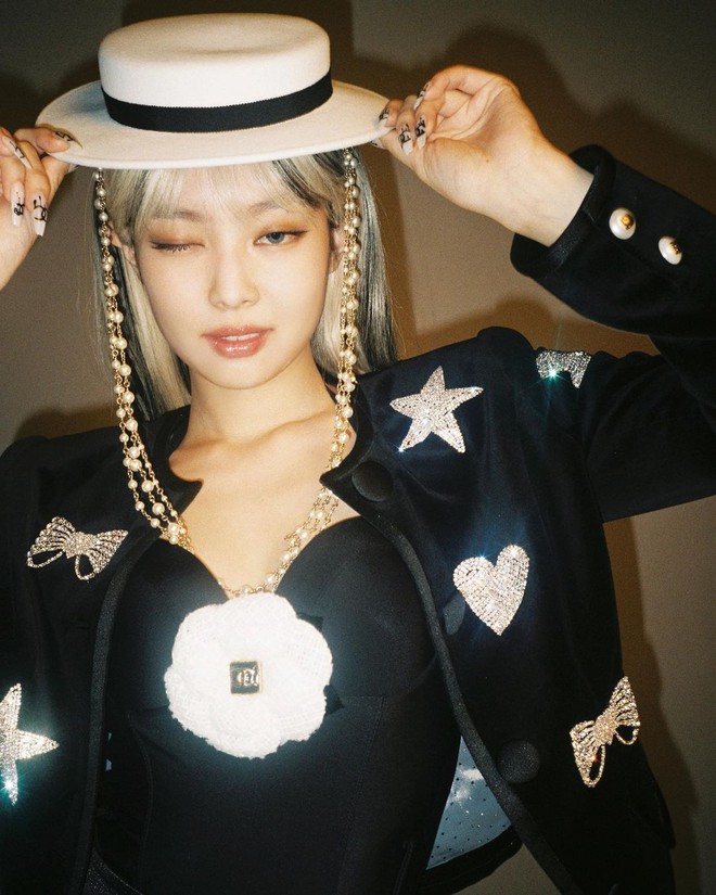 30 Nữ Idol Kpop Hot Nhất: Jennie (Blackpink) Vẫn Vững Vàng Ngôi Vương, Ai  Cùng Taeyeon (Snsd) Thăng Hạng Ngoạn Mục?