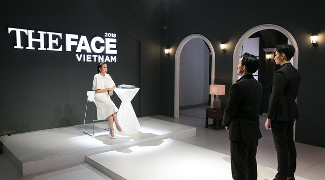 Xem show người đẹp chuyển giới của Hương Giang m&agrave; cứ ngỡ The Face phi&ecirc;n bản LGBT - Ảnh 13.