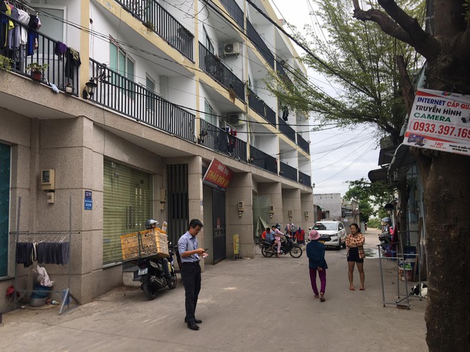 TP.HCM: Nam sinh viên tử vong trong tư thế treo cổ tại phòng trọ, miệng bị dán băng keo - Ảnh 1. TP.HCM: Nam sinh viên tử vong trong tư thế treo cổ tại phòng trọ, miệng bị dán băng keo - Ảnh 1.