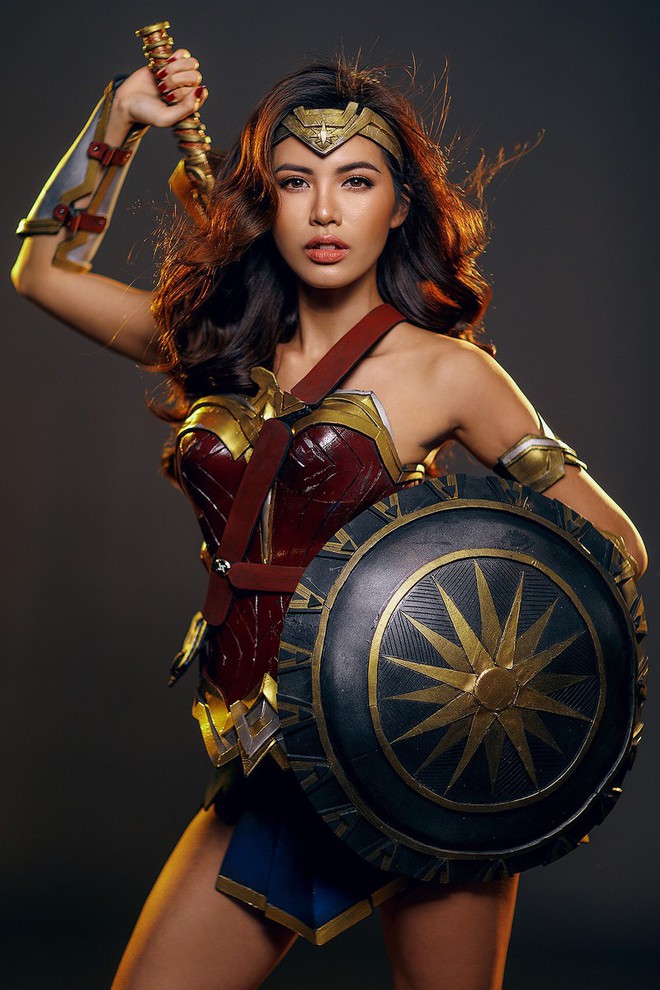 HHen Niê tung bộ ảnh đi đường quyền trong vai Wonder Woman, đã vậy còn tạo dáng Thủy Thủ Mặt Trăng chặt phăng mọi đối thủ? - Ảnh 6.