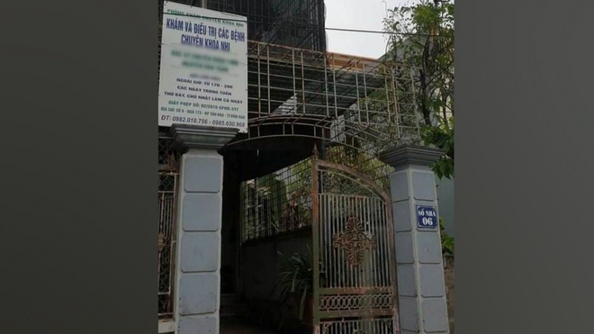Ch&aacute;u b&eacute; 7 th&aacute;ng tuổi tử vong sau khi ti&ecirc;m thuốc tại ph&ograve;ng kh&aacute;m tư - Ảnh 1.
