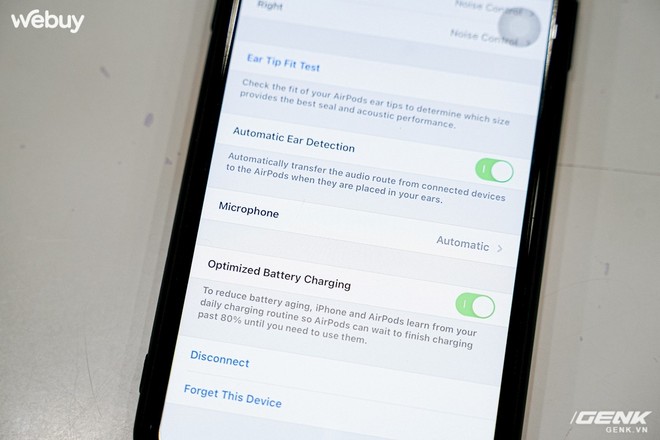 Cẩn thận khi mua AirPods Pro fake gi&aacute; 500k, su&yacute;t y hệt h&agrave;ng real 5 triệu, phải check kĩ kẻo bị lừa - Ảnh 21.