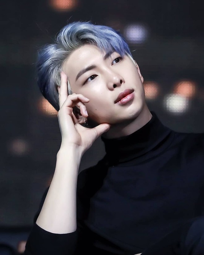 Các idol Kpop có IQ cao ngất ngưởng gần bằng Einstein: Có người lọt top 1% thông minh nhất thế giới, RM (BTS) - DBSK quá đỉnh - Ảnh 2.