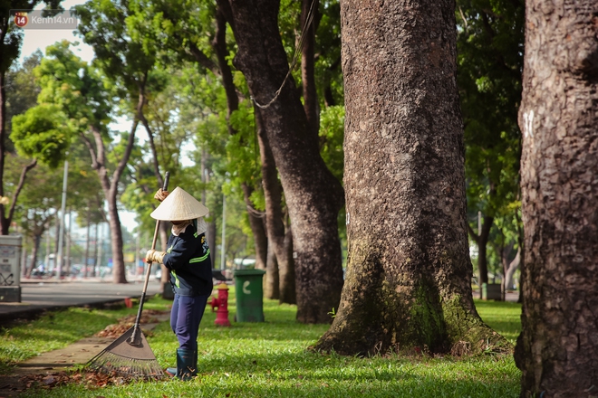 Ngắm nh&igrave;n một S&agrave;i G&ograve;n b&igrave;nh y&ecirc;n trong ng&agrave;y cuối năm 2020 - Ảnh 9.