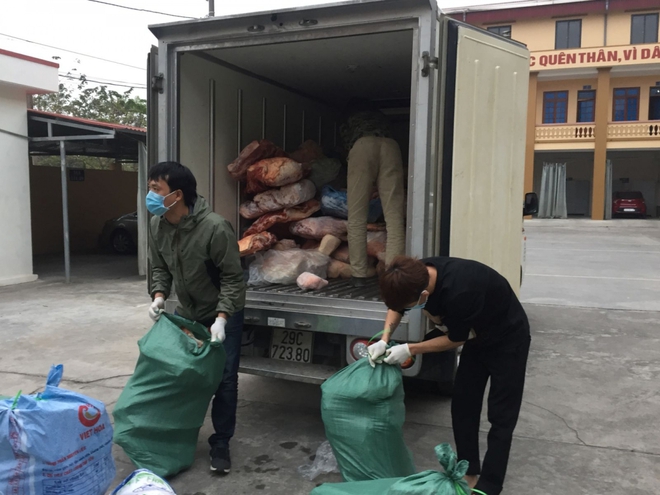 Hải Dương tiêu hủy 2 tấn thịt lợn không rõ nguồn gốc xuất xứ - Ảnh 1.