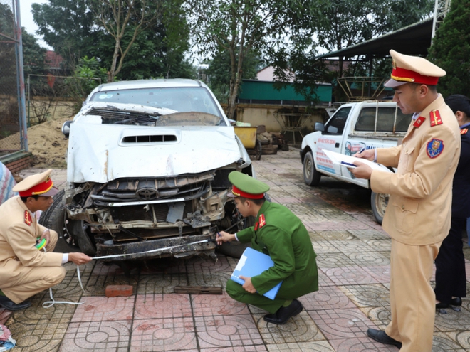 Say rượu, nam tài xế gây tai nạn chết người rồi bỏ trốn - Ảnh 1.