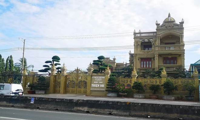 Vụ cha con “Thiện Soi” bị bắt: Nạn nhân gán đất, nhà vẫn chưa hết nợ - Ảnh 3.