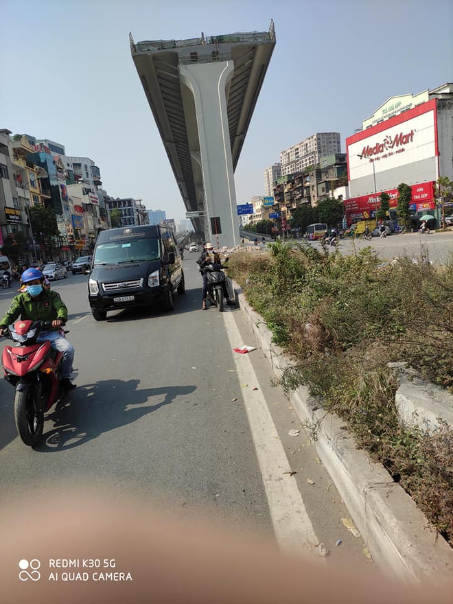 Nam sinh, ôn bài: Bạn đang cố gắng ôn bài và muốn tìm kiếm những bài học đầy thú vị để cải thiện trình độ của mình? Hãy xem hình ảnh liên quan đến từ khóa này để tìm kiếm các gợi ý và tips hữu ích giúp bạn đạt được mục tiêu của mình.