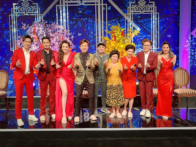 Hoa hậu Diễm Hương tiết lộ nghệ sĩ Chí Tài đã hoàn thành việc quay hình cho show Tết Tân Sửu 2021 - Ảnh 4.