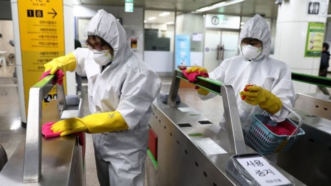 Ca mắc Covid-19 tăng kỷ lục, Hàn Quốc dự kiến tiêm vaccine từ tháng 4/2021 - Ảnh 1.
