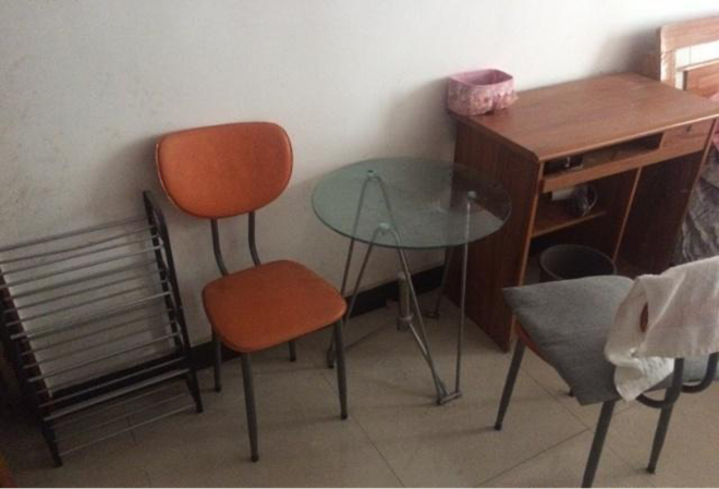 Ch&agrave;ng trai cải tạo ph&ograve;ng trọ với hơn 4 triệu, nh&igrave;n ảnh before đ&atilde; shock nhưng biết phản ứng của chủ nh&agrave; c&ograve;n shock hơn - Ảnh 3.