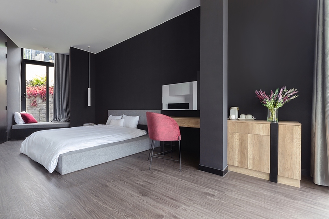 Con trai l&agrave;m c&ocirc;ng tr&igrave;nh đầu tay l&agrave; ng&ocirc;i nh&agrave; tặng bố mẹ, vẻ ngo&agrave;i như l&ocirc; cốt qu&acirc;n sự khiến ai đi qua cũng ngo&aacute;i nh&igrave;n - Ảnh 16.