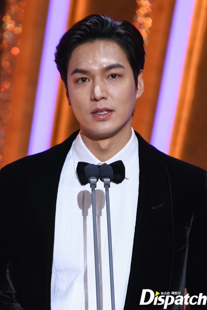 Lee Min Ho Lâu Lắm Mới Dự Lễ Trao Giải Sbs Drama Awards 2020, Ai Ngờ Gây  Tranh Cãi Dữ Dội Vì Lộ Dấu Hiệu Lão Hóa