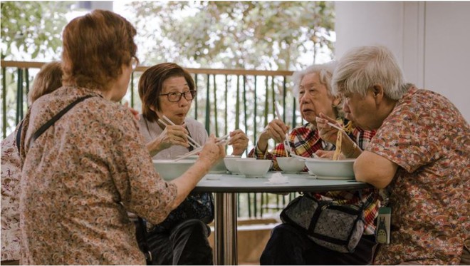B&aacute;n h&agrave;ng rong ở Singapore: Từ những m&oacute;n ăn lề đường b&igrave;nh dị c&oacute; bề d&agrave;y lịch sử 200 năm trở th&agrave;nh n&eacute;t văn ho&aacute; được UNESCO c&ocirc;ng nhận - Ảnh 2.