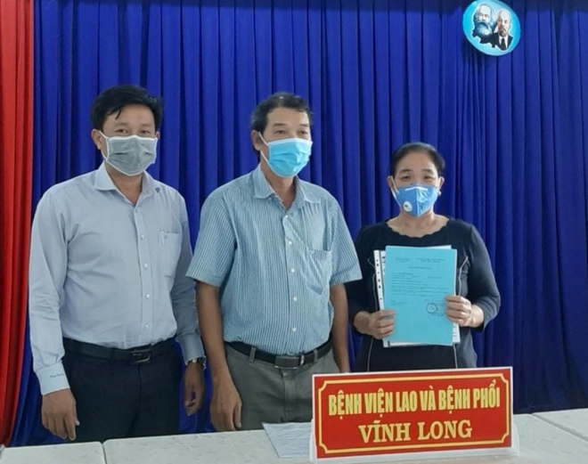 Một bệnh nh&acirc;n nhiễm SARS-CoV-2 trong khu c&aacute;ch ly ở Vĩnh Long được chữa khỏi - Ảnh 1.