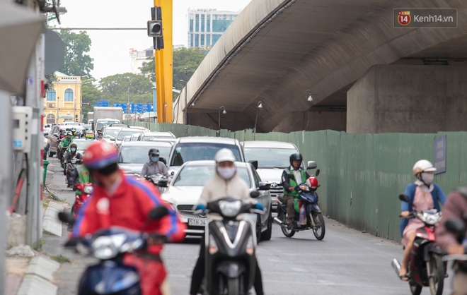 Tổng vốn đầu tư hơn 3.000 tỷ, vì sao cầu Thủ Thiêm 2 vươn tới giữa sông thì... “đứng hình”? - Ảnh 11.