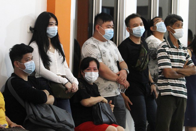Bóng ma lẩn khuất đằng sau vụ máy bay rơi đầy bi kịch tại Indonesia: Covid-19 - Ảnh 3. Bóng ma lẩn khuất đằng sau vụ máy bay rơi đầy bi kịch tại Indonesia: Covid-19 - Ảnh 3.