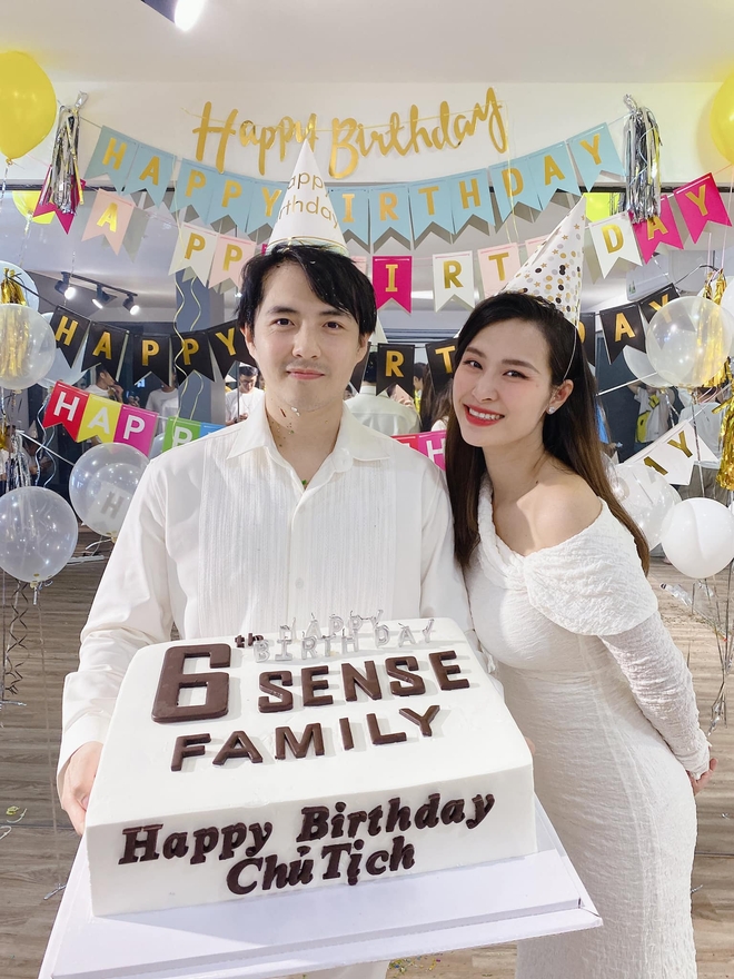 Đông Nhi và Ông Cao Thắng tổ chức sinh nhật hoành tráng cho con gái Winnie  tròn 1 tuổi