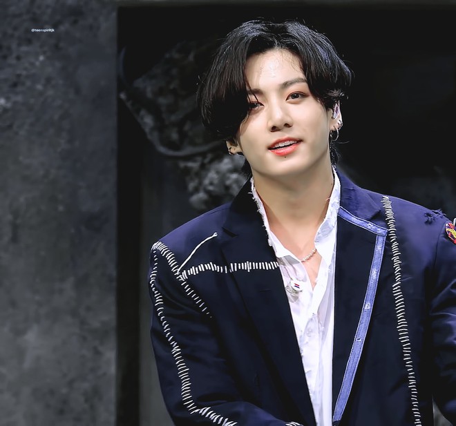 Jungkook (BTS) hết nhuộm tóc vàng hoe lại âm thầm cập nhật tài khoản Apple Music, ngày tung mixtape solo đã đến gần lắm rồi? - Ảnh 7.