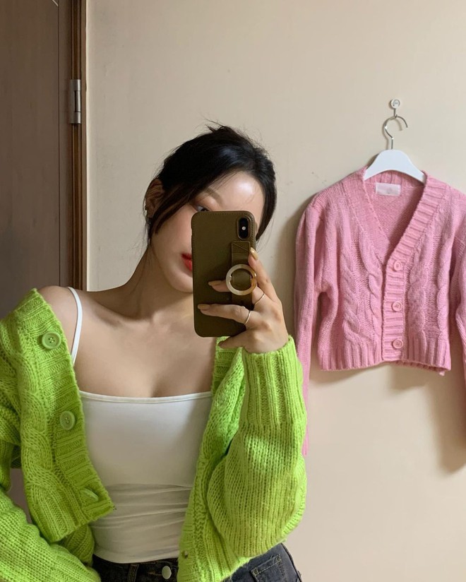 4 gam màu “không đội trời chung” với nàng da ngăm, thích mấy cũng nên tránh kẻo tụt hạng phong cách - Ảnh 3. 4 gam màu “không đội trời chung” với nàng da ngăm, thích mấy cũng nên tránh kẻo tụt hạng phong cách - Ảnh 3.