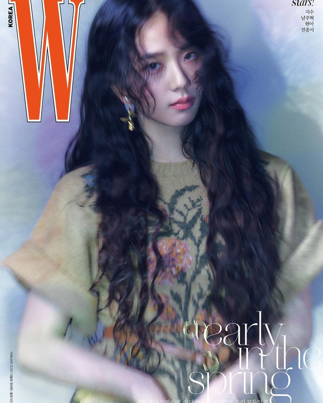 Lần đầu uốn tóc xoăn tít khó nhằn đã gây sốt, Jisoo còn tạo trend tóc hot hit cho 2021 luôn - Ảnh 2. Lần đầu uốn tóc xoăn tít khó nhằn đã gây sốt, Jisoo còn tạo trend tóc hot hit cho 2021 luôn - Ảnh 2.