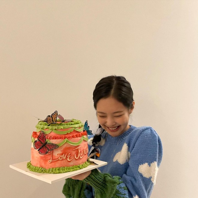 Jessica Jung đến concert BLACKPINK để chúc mừng sinh nhật Jennie
