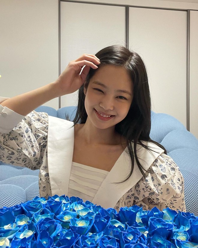 Đến giờ Jennie mới hé lộ ảnh sinh nhật bên hội chị em BLACKPINK, địa điểm tổ chức khiến fan bất ngờ - Ảnh 4.