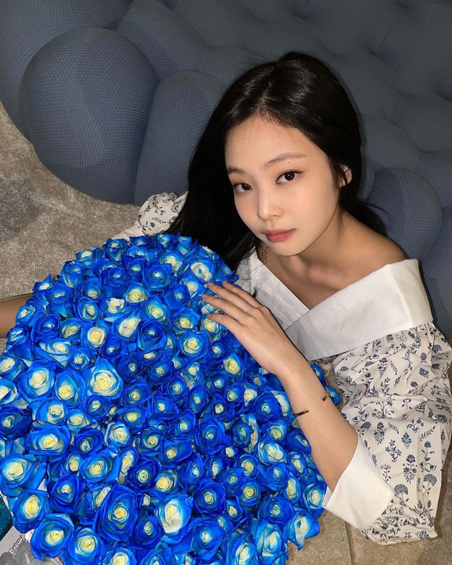 Đến giờ Jennie mới hé lộ ảnh sinh nhật bên hội chị em BLACKPINK, địa điểm tổ chức khiến fan bất ngờ - Ảnh 3.