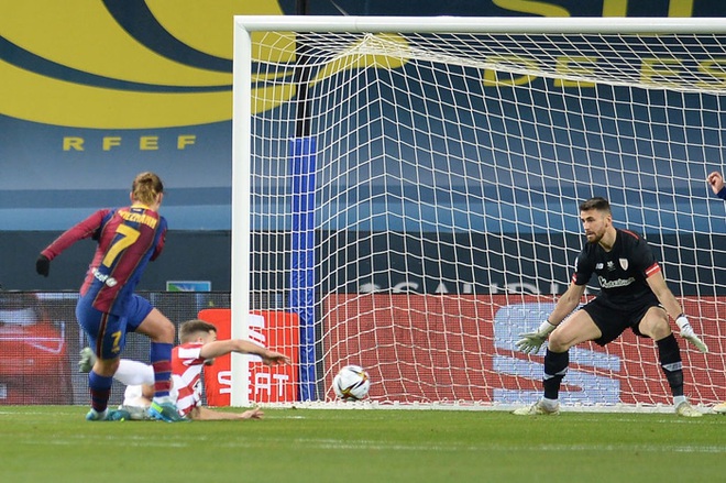 Messi ăn thẻ đỏ, Barca thất bại ở Chung kết Siêu Cúp Tây Ban Nha - Ảnh 1.