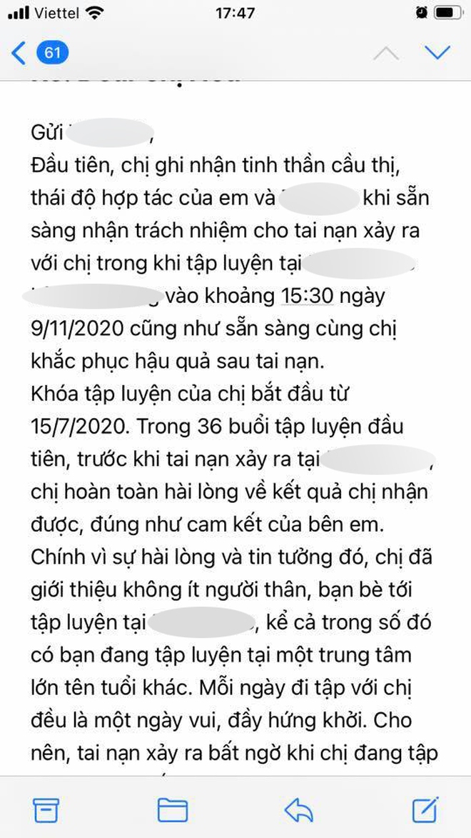 Nữ gymer Hà Nội dính chấn thương nghiêm trọng khi tập cùng HLV, đại diện phòng gym thản nhiên: &quot;Mình lớn rồi chứ còn trẻ con đâu chị&quot; - Ảnh 4.