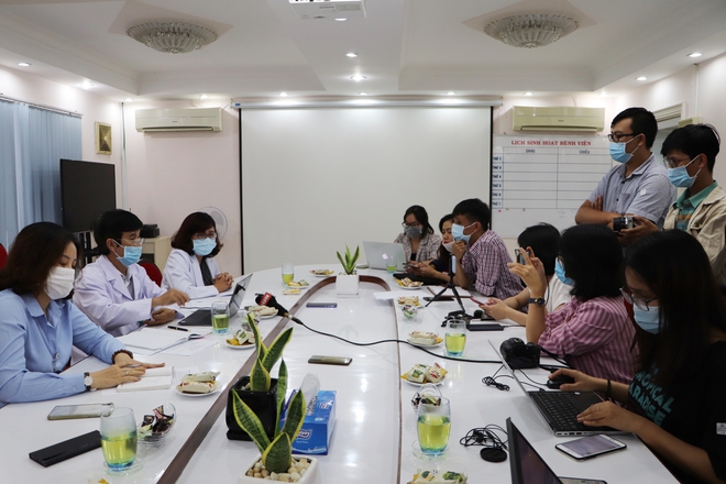 Vụ sản phụ liệt nửa người sau khi sinh mổ: Bệnh viện Phụ sản Mêkông thừa nhận sai sót, nhận trách nhiệm về mình - Ảnh 4. Vụ sản phụ liệt nửa người sau khi sinh mổ: Bệnh viện Phụ sản Mêkông thừa nhận sai sót, nhận trách nhiệm về mình - Ảnh 4.