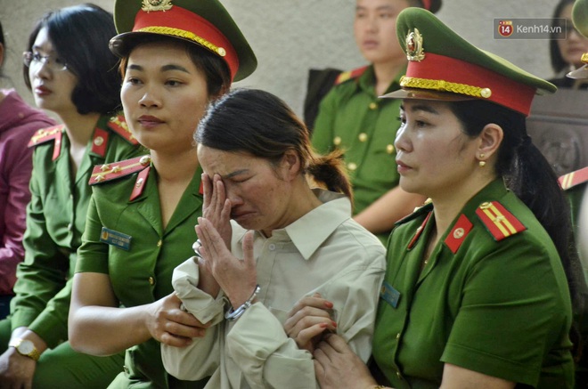Mẹ nữ sinh giao gà chuẩn bị hầu tòa phúc thẩm, xem xét kháng cáo - Ảnh 1. Mẹ nữ sinh giao gà chuẩn bị hầu tòa phúc thẩm, xem xét kháng cáo - Ảnh 1.