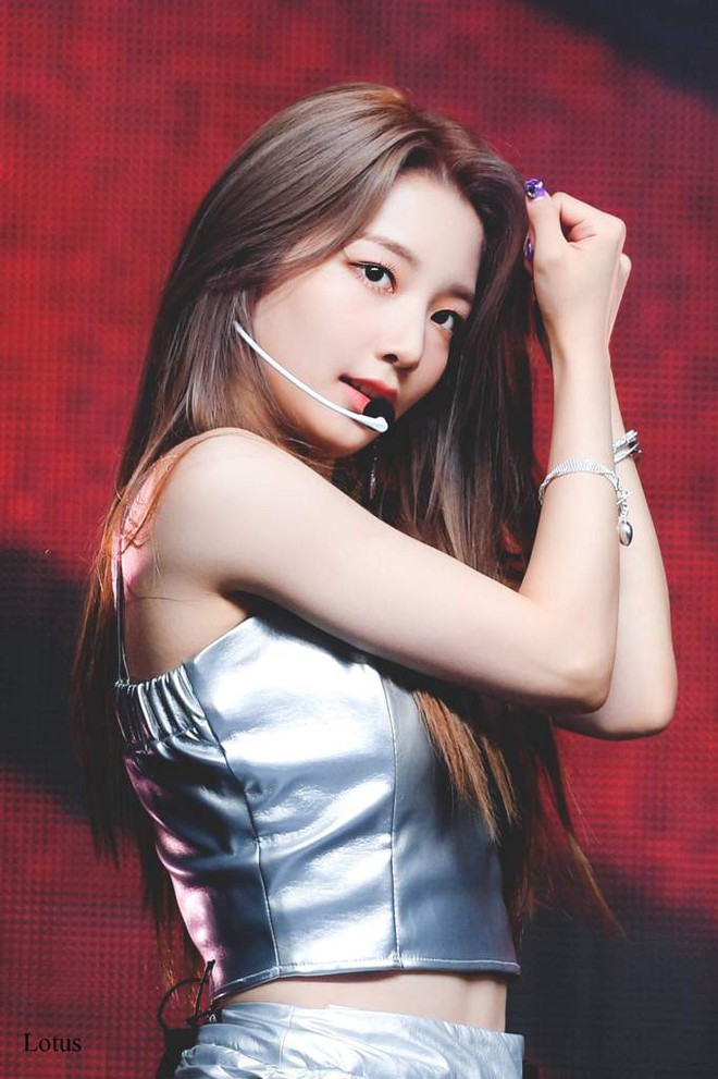 Chuyện g&igrave; xảy ra v&agrave;o năm 2000 khi to&agrave;n visual cực phẩm ra đời: 3 mỹ nh&acirc;n thế hệ mới của SM, JYP v&agrave; Cube đều c&oacute; mặt - Ảnh 35.