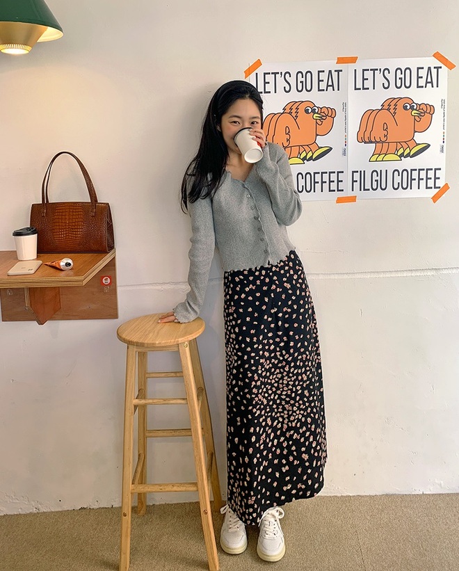 5 công thức lên đồ với váy hoa siêu xinh siêu yêu, đủ cho các nàng diện dần từ giờ tới Tết - Ảnh 2.