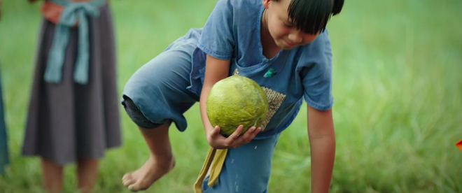 Trích đoạn Trạng Tí gây hoang mang vì để trẻ đứng trên miệng giếng, lấy nước đục đổ vào nước trong - Ảnh 7.