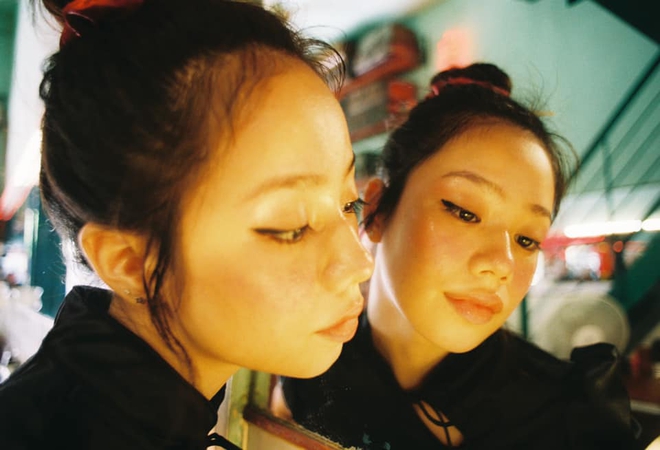 T&iacute;m - mẫu lookbook 2k với vẻ đẹp kh&ocirc;ng hề trộn lẫn, phủ s&oacute;ng Instagram năm 2020 - Ảnh 4.