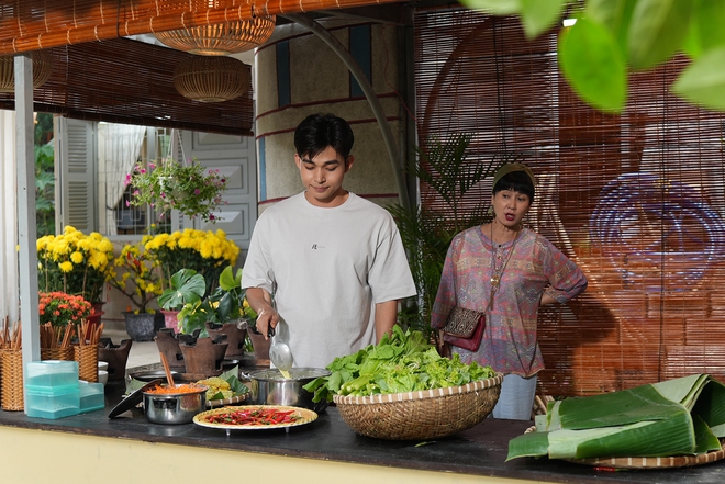 Vừa Nam tiến, mẹ chồng quốc dân Lan Hương trẻ đẹp hú hồn, còn cùng Jun Phạm trúng số độc đắc mới chịu nha! - Ảnh 2.