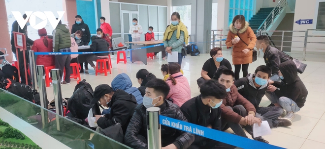 Ph&aacute;t hiện h&agrave;ng trăm c&ocirc;ng d&acirc;n nhập cảnh tr&aacute;i ph&eacute;p tại Cao Bằng - Ảnh 2.