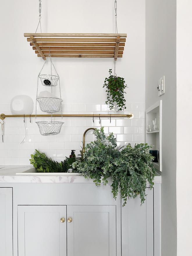 Food stylist tự decor nh&agrave; thu&ecirc; khiến d&acirc;n t&igrave;nh xỉu ngang v&igrave; qu&aacute; đẹp, căn bếp đ&uacute;ng chuẩn studio ngắm m&atilde;i kh&ocirc;ng ch&aacute;n - Ảnh 13.