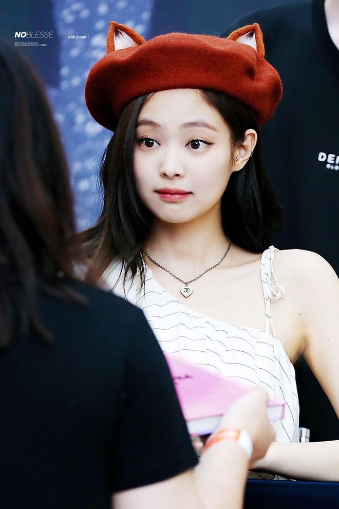 Phản ứng chứng minh EQ cao ngất của Jennie (BLACKPINK) khi 1 fan bất ngờ thừa nhận Em bị cảnh sát bắt trên sóng livestream - Ảnh 5.