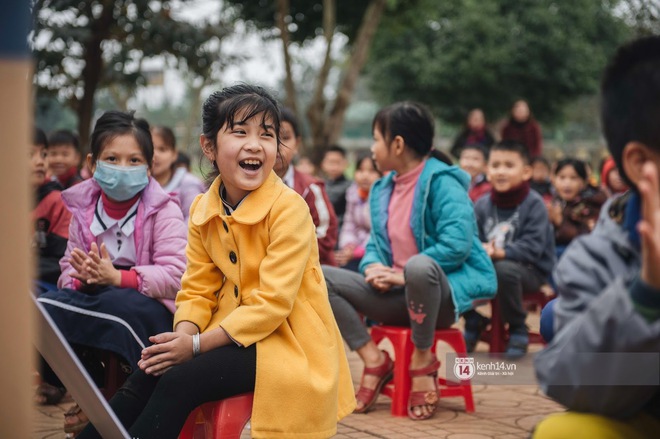 Chuyến phượt ý nghĩa của hơn 20.000 quyển sách: Bão lũ đi qua, có những giấc mơ được ươm lại từ trang sách - Ảnh 10.